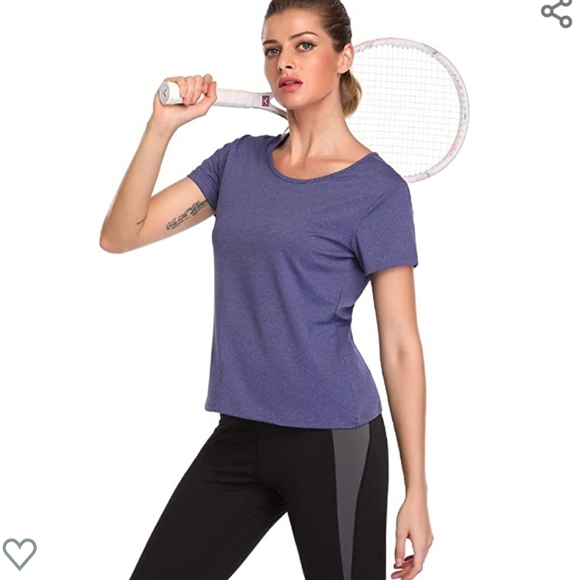 Women's workout shirt - Picture 2 of 7